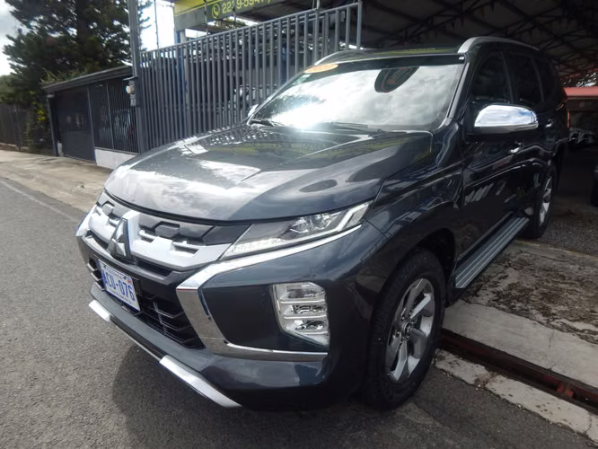 MONTERO SPORT GT LIMITED 4X4 AUTOMATICO 2026 - Imagen 6