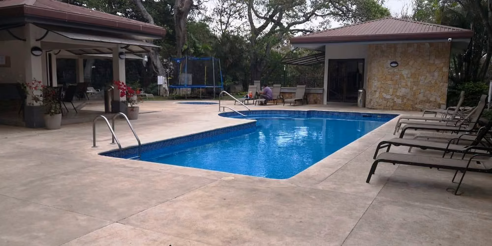 Apartamento en venta en Santa Ana centro, 2 habitaciones + bodega - Imagen 13