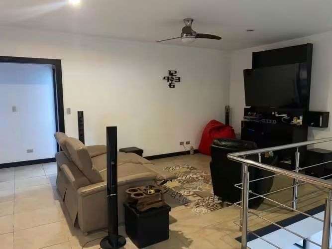 Venta de casa en Curridabat Pinares, San José 18235 - Imagen 8