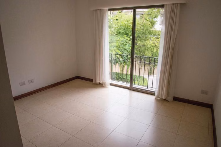 Jardín - Jaboncillo - Amplia - 322 m2 de terreno - Imagen 12