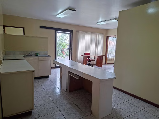 Apartamento Dos habitaciones en Zapote Centro