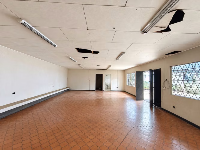 Casa en venta en San Pedro de Montes de Oca, ideal para invertir - Imagen 8