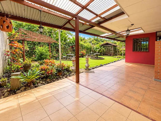 Alquiler de casa independiente y de una planta con apartamento en San Luis de Santo Domingo, Heredia. - Imagen 6