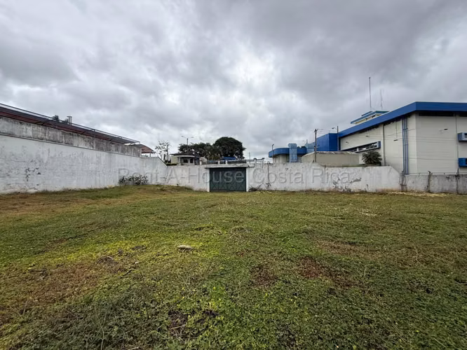 Lote doble frente San Pedro - Imagen 9