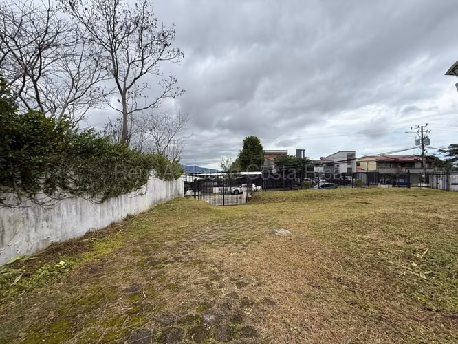 Lote doble frente San Pedro - Imagen 12