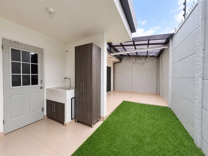 Casa en alquiler en Condominio Los Álamos | Cerca de Sabanilla | 630.000 - Imagen 6