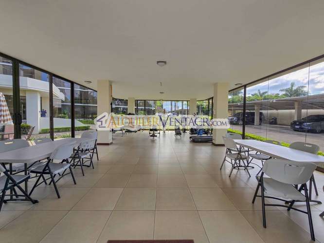 LUJOSO APARTAMENTO DE 315 M2 EN BELLO HORIZONTE ESCAZU