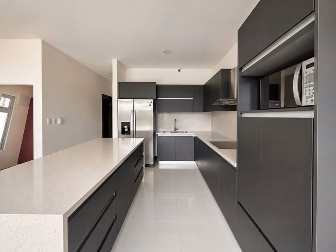 San Rafael de Escazu - Alquiler de Amplio Apartamento