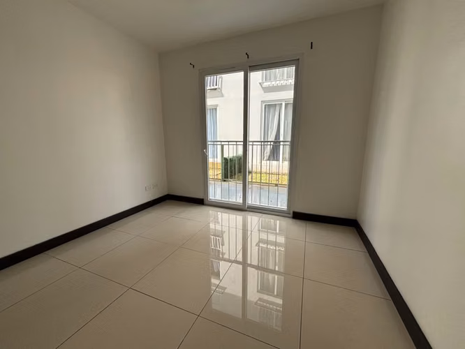 Alquiler en Zapote | 2 hab + parqueo | 365.000 - Imagen 2