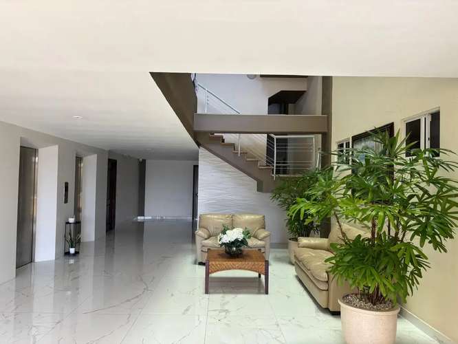 VENTA Y ALQUILER / Apartamento de Lujo con Vistas Panorámicas y Amenidades Exclusivas en Escazú - Imagen 2