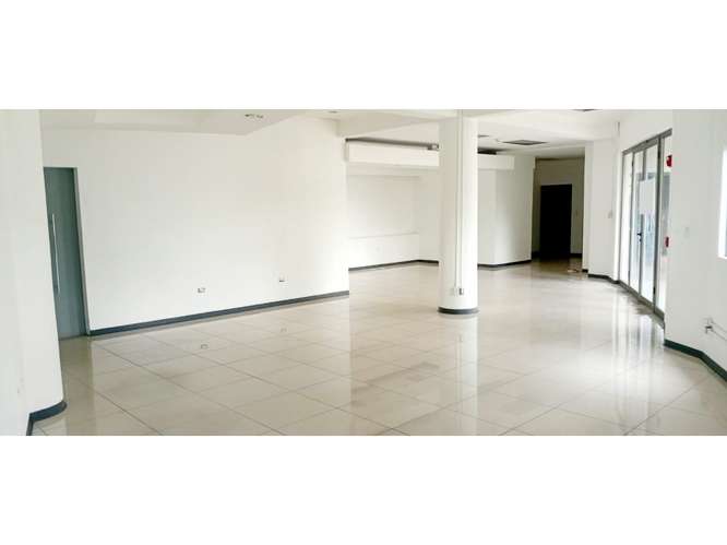 ALQUILER DE LOCAL COMERCIAL, SAN JOSÉ, SAN PEDRO, BARRIO DENT - Imagen 4