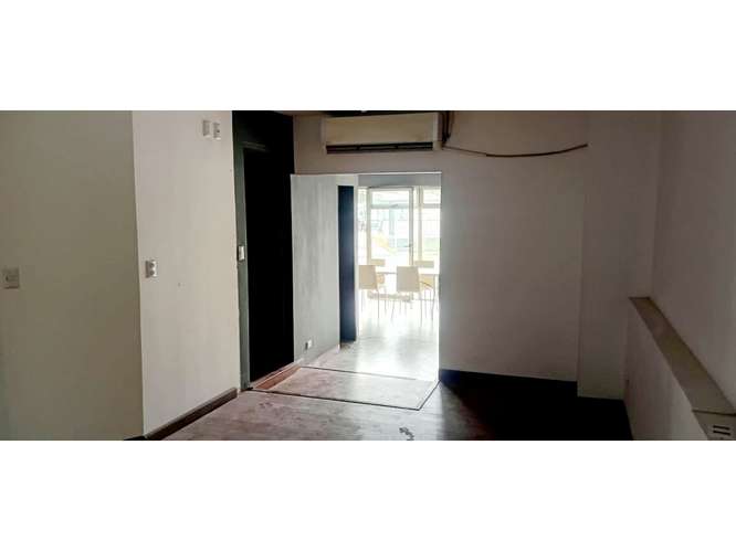 ALQUILER DE LOCAL COMERCIAL, SAN JOSÉ, SAN PEDRO, BARRIO DENT - Imagen 6