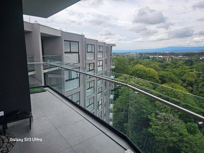 Espectacular apartamento con vista al bosque  - Imagen 13