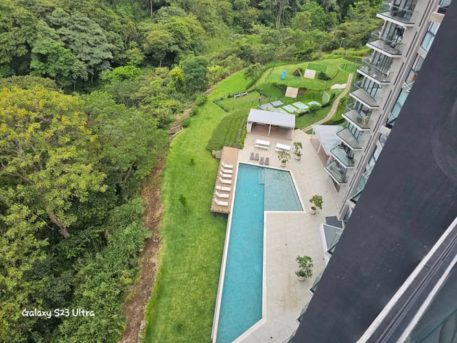 Espectacular apartamento con vista al bosque  - Imagen 16