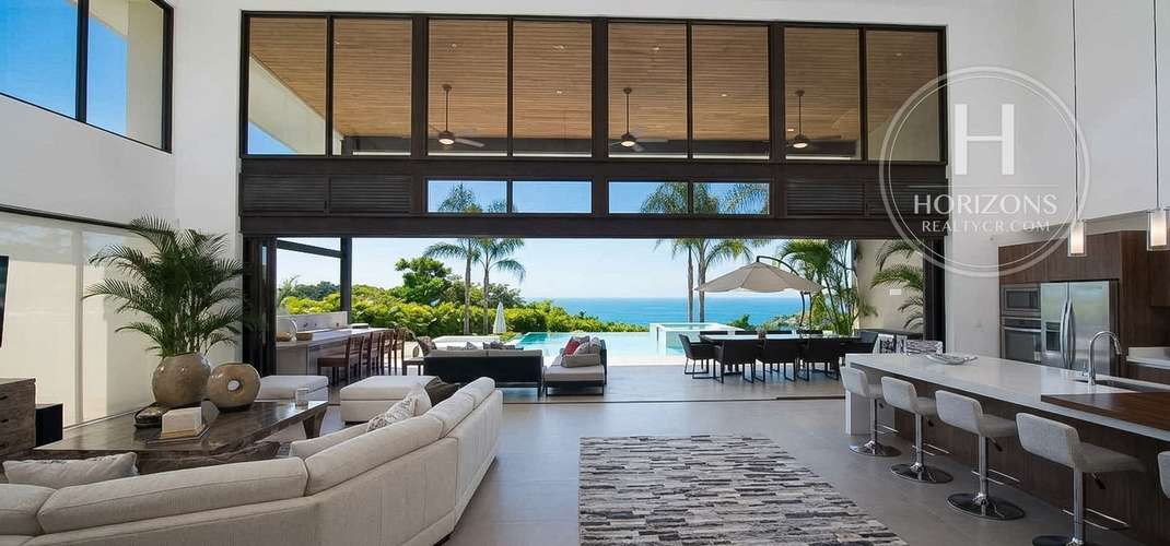 Se Vende Villa con Vista al Mar Faro Escondido junto a Los Sueños Herradura 6 Habitaciones y Piscina Infinita NJA1385DM - Imagen 2