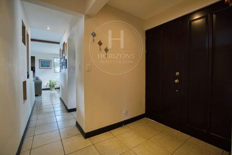 Casa en venta en San Ramón de Tres Ríos con vistas panorámicas y amplio terreno nja1329 - Imagen 4
