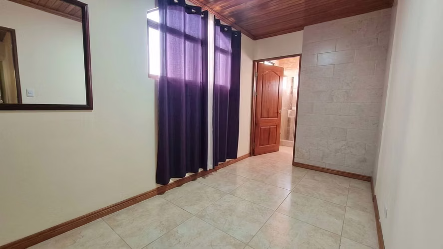 Alquiler de Apartamento en Barrio los Mangos por La U Veritas - Yoses Sur - Imagen 6