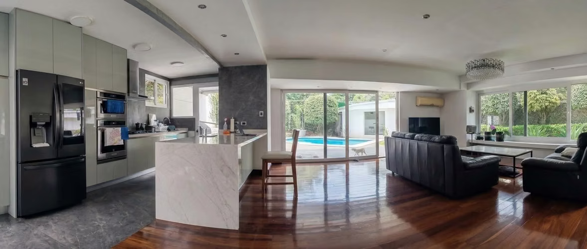 VENTA DE CASA ELEGANTE AMOBLADA EN SAN RAFAEL DE ESCAZÚ A 500 METROS DE MULTIPLAZA - Imagen 4