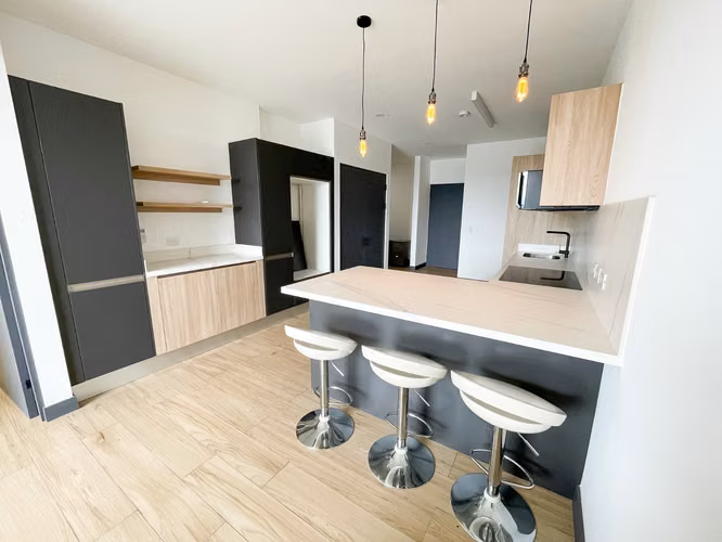 Apartamento en alquiler en torre Aviva Santa Ana