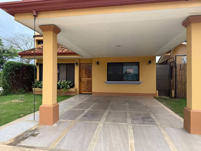 ¡Mudate y comenzá a disfrutar! Casa amueblada en condominio en Comunidad, Liberia