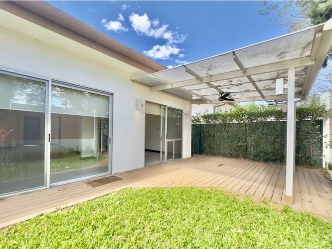 Casa de una planta cerca de Valle del Sol - Imagen 1