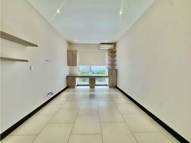 Casa de una planta cerca de Valle del Sol - Imagen 6