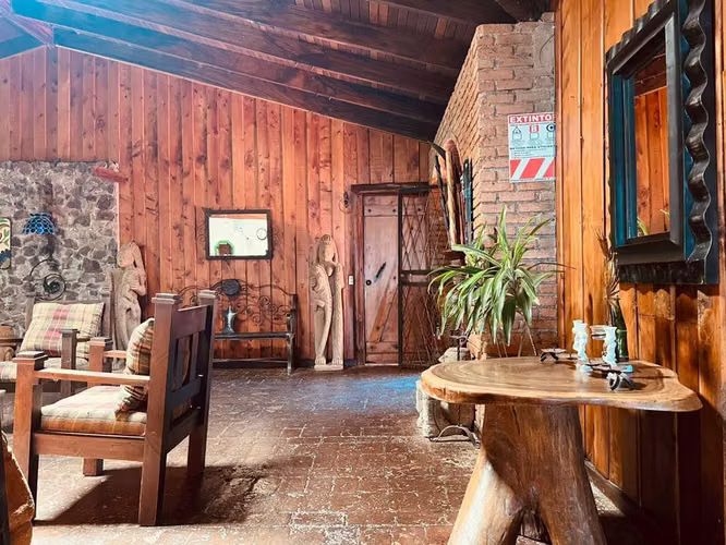 Venta de Hotel en Barva San José de La Montaña. 27-189