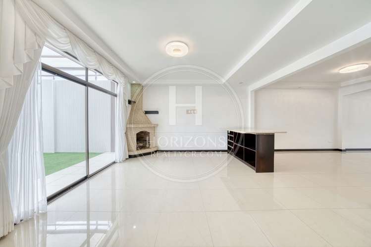 Casa en Condominio Lomas de Montes de Oca 350m² 2 Habitaciones y Oficina noj1220ij - Imagen 19