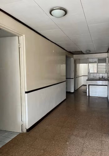 SE ALQUILA CASA EN CURRIDABAT Y UN APARTAMENTO – EXCELENTE UBICACIÓN 275.000 mensuales  - Imagen 10