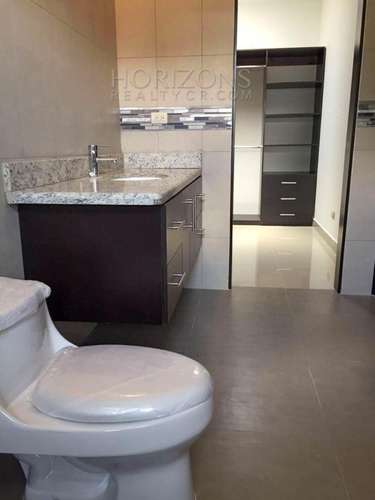 Casa Independiente en Venta en Rohrmoser San José 3 Habitaciones con Patio y Cochera para 2 Vehículos NJA892 - Imagen 10