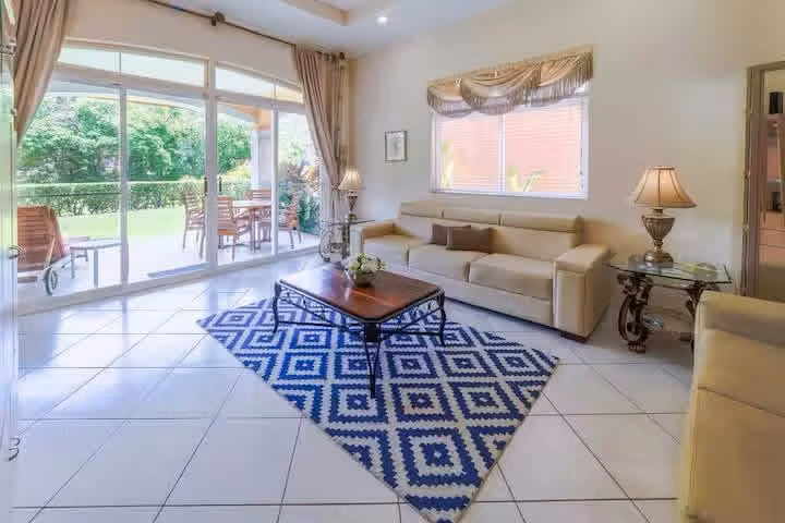VENTA DE CASA EN HERRADURA CONDOMINIO LOS SUEÑOS RESORT Y MARINA - Imagen 4