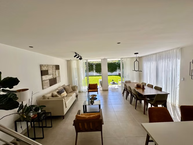 VENTA DE AMPLIA CASA EN CONDOMINIO LA ARBOLEDA, BELEN - Imagen 3