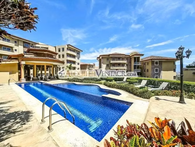 Furnished apartment in San Rafael de Escazú with balcony and amenities