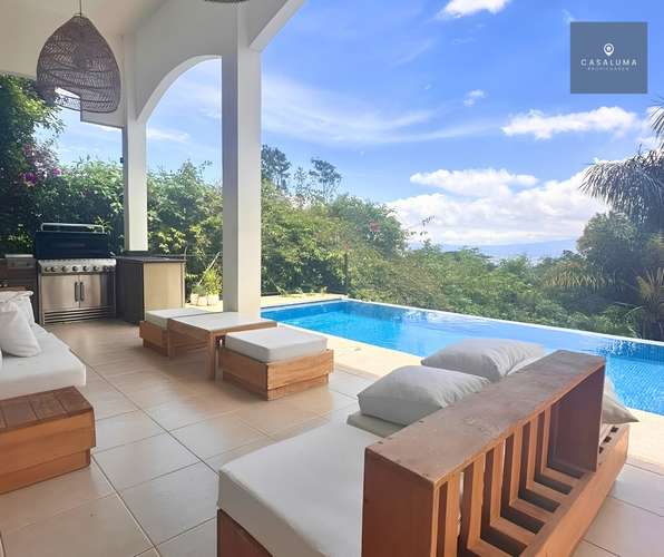 ESPECTACULAR CASA EN ESCAZU - Imagen 10