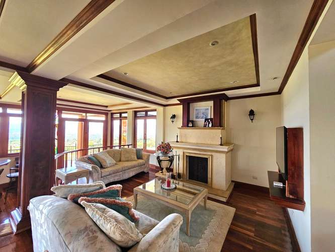 Lujosa Residencia con financiamiento, Concepción de San Rafael, Heredia - Imagen 5