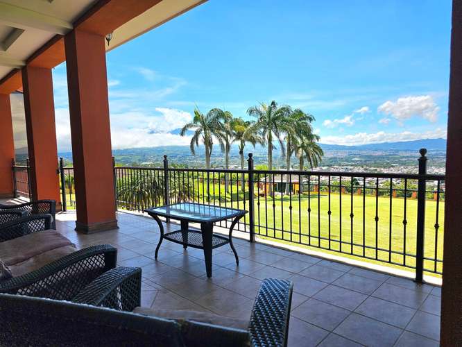 Lujosa Residencia con financiamiento, Concepción de San Rafael, Heredia - Imagen 11