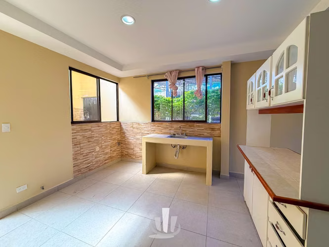 Apartamento amplio en renta Pozos Santa Ana - Imagen 2