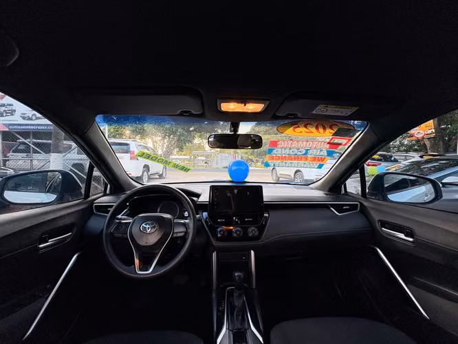 TOYOTA COROLLA CROSS-2025-AUTO-SHIFT TRONIC-