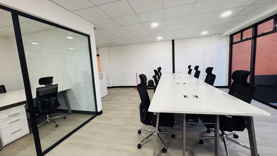 Alquiler Oficina - Torre A - Centro Corporativo Internacional