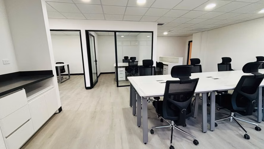 Alquiler Oficina - Torre A - Centro Corporativo Internacional