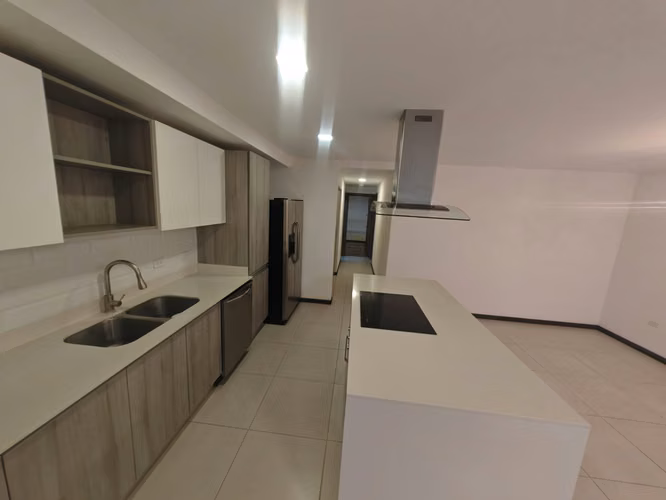 Alquiler de apartamento en Escazú. - Imagen 11
