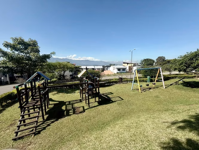 Alquiler de moderno apartamento dúplex de 2 habitaciones en Ulloa, Heredia - Imagen 4