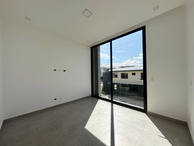 Alquiler de moderno apartamento dúplex de 2 habitaciones en Ulloa, Heredia - Imagen 5