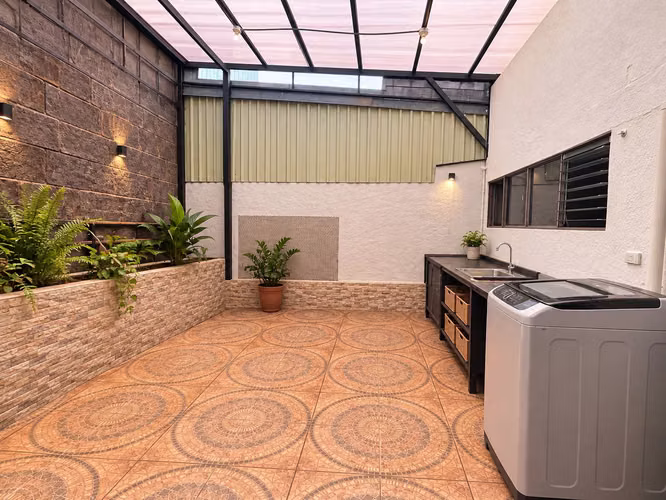 Venta casa de 1 Planta con cocina remodelada en Hatillo 7 - Imagen 14