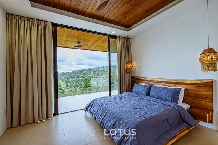 Casa Las Brisas, Bahía Ballena, Uvita, Osa — Casa Playa Cód. AJ078