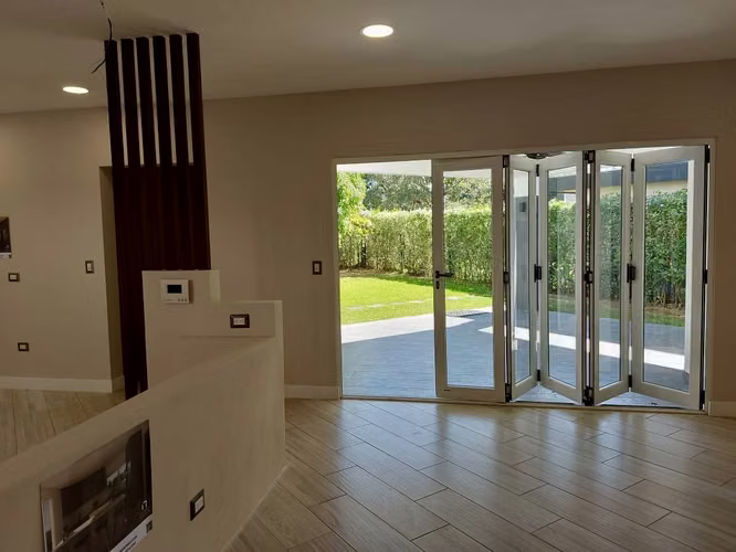Se Vende casa de Lujo en Hacienda Espinal - Imagen 9