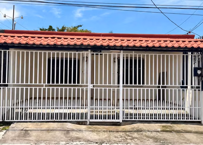 ALQUILER DE CASA EN EL COYOL DE ALAJUELA - Imagen 1