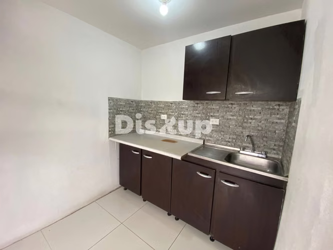 Alquiler de apartamento de 1 hab. C/servicios. Sabanilla, Montes de Oca