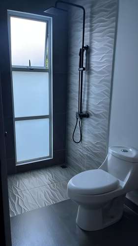 123678 / Casa en venta / Condominio / Grecia / Una planta / 3 habitaciones / 2 oficinas
