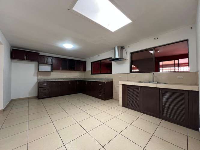 SE ALQUILA-Casa de UN NIVEL en La Trinidad, Alajuela-TMH - Imagen 5